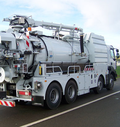 installation et pompage bac à graisse 77000 vaux-le-penil